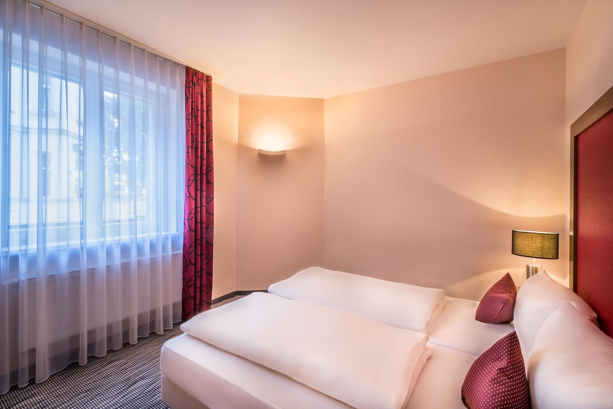 Scope Hotel Dresden Airport ภายนอก รูปภาพ