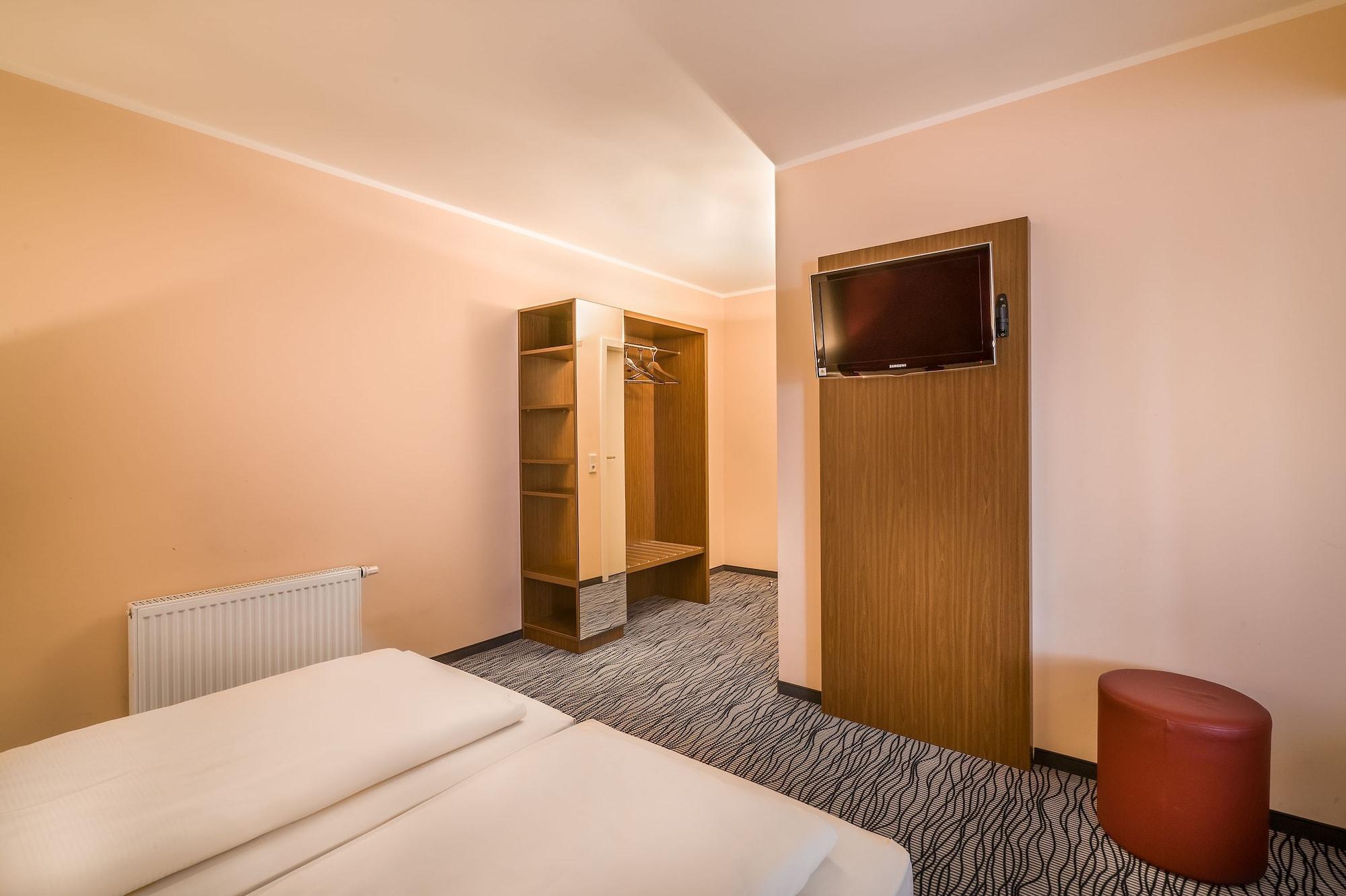 Scope Hotel Dresden Airport ภายนอก รูปภาพ