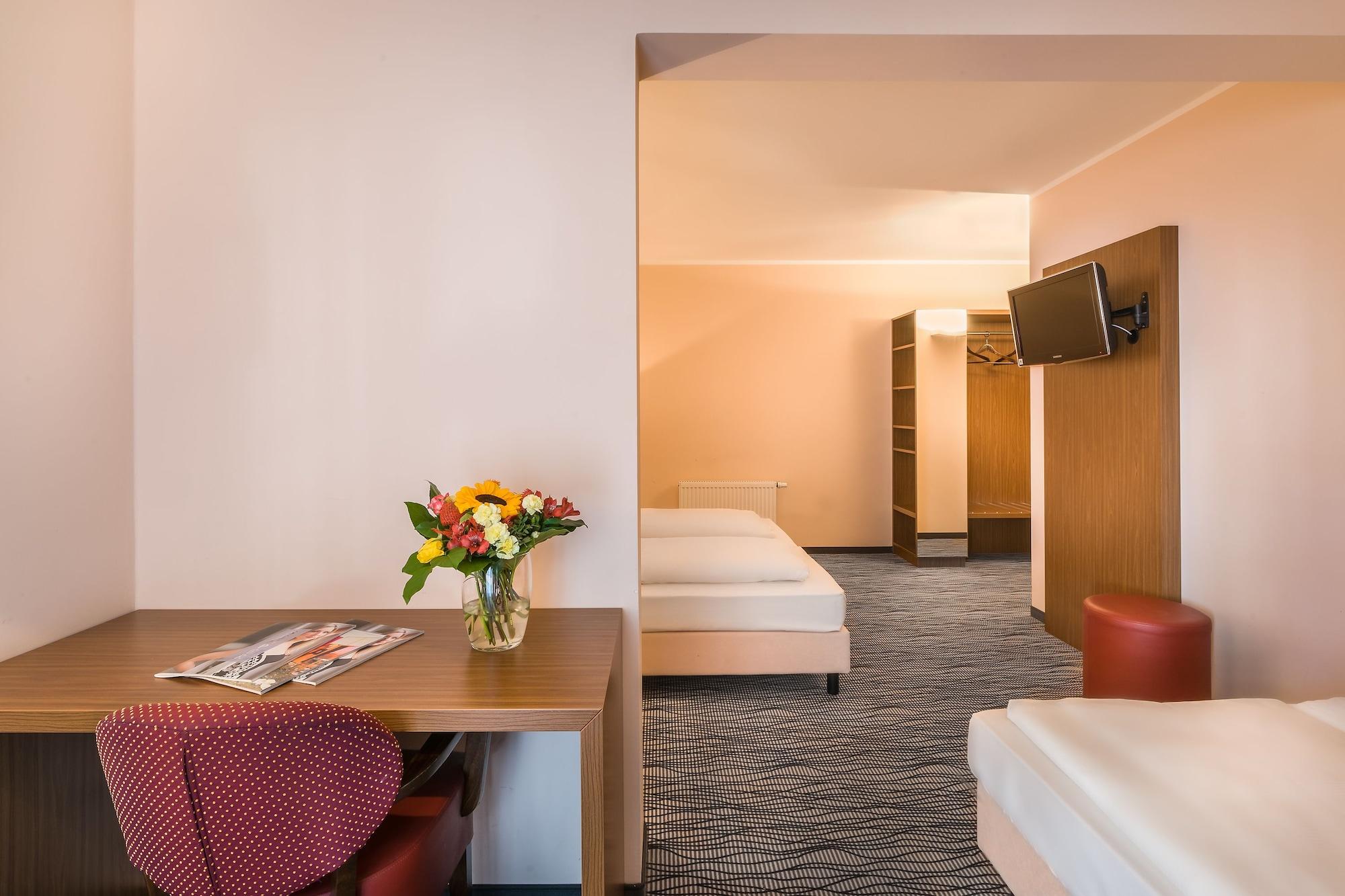 Scope Hotel Dresden Airport ภายนอก รูปภาพ