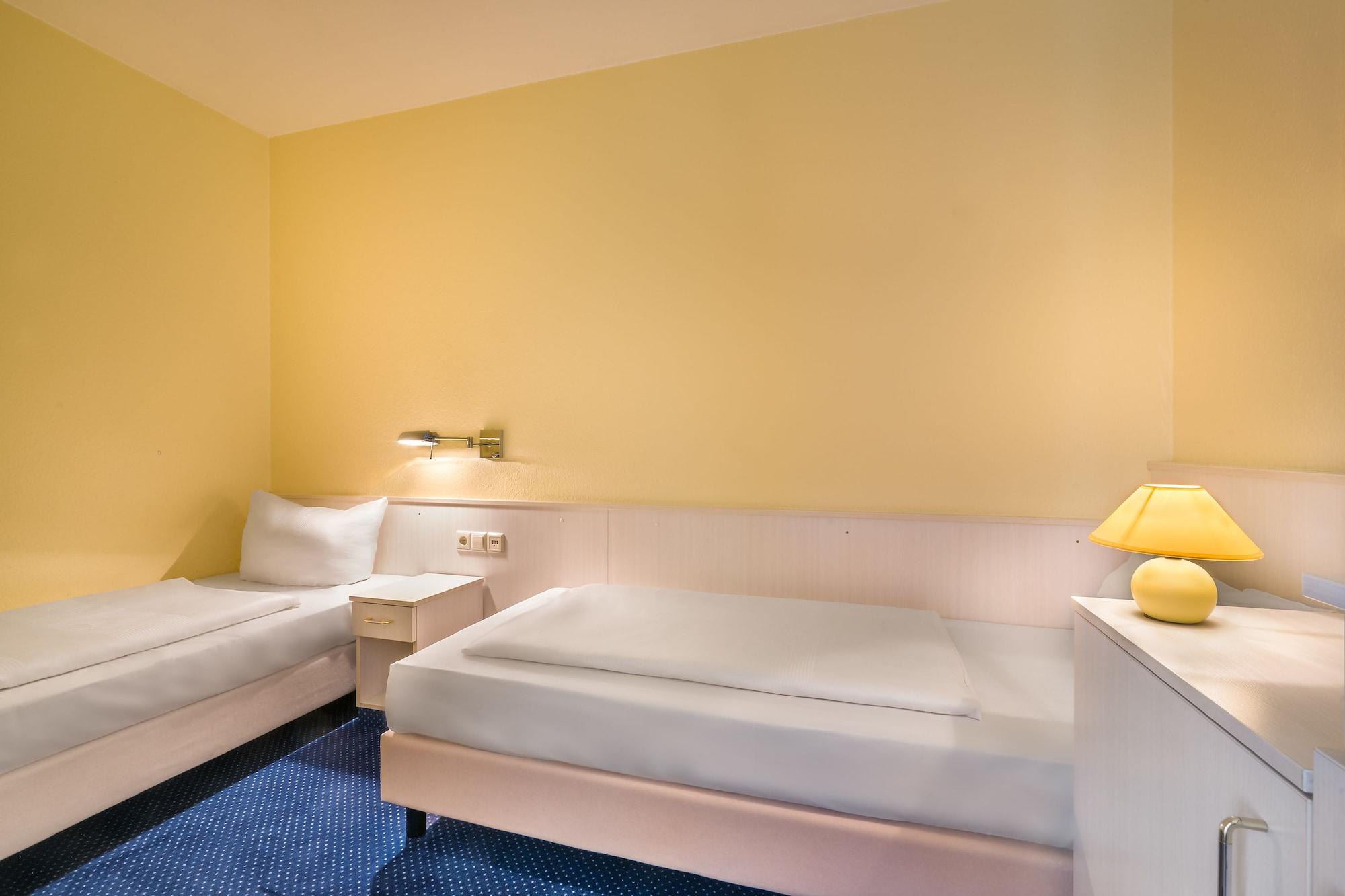 Scope Hotel Dresden Airport ภายนอก รูปภาพ