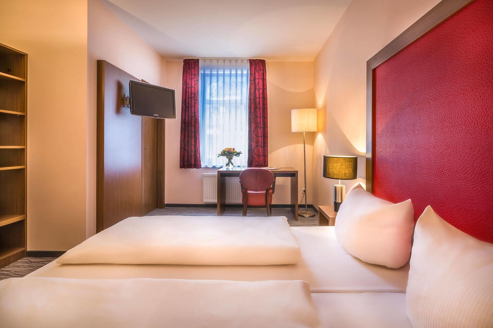 Scope Hotel Dresden Airport ภายนอก รูปภาพ