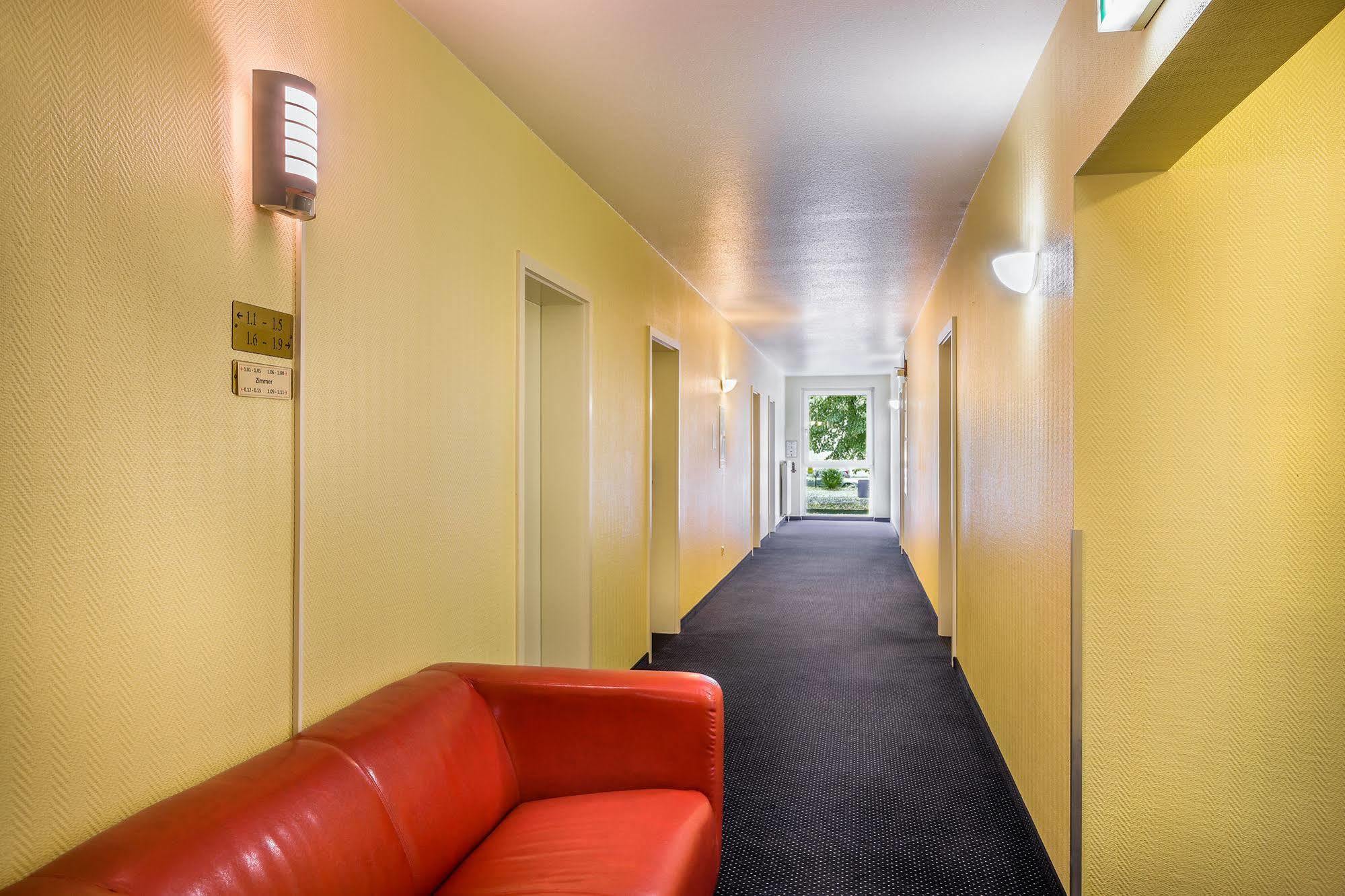 Scope Hotel Dresden Airport ภายนอก รูปภาพ